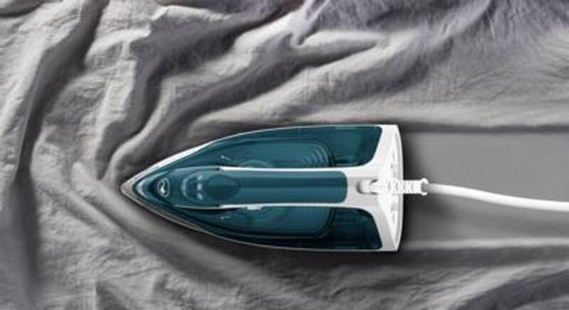 Tefal Express Steam FV2839 - Stoomstrijkijzer - 185 g/min Stoomboost - Keramische Zoolplaat - Snel Opwarmen - 2400W - Afbeelding 2
