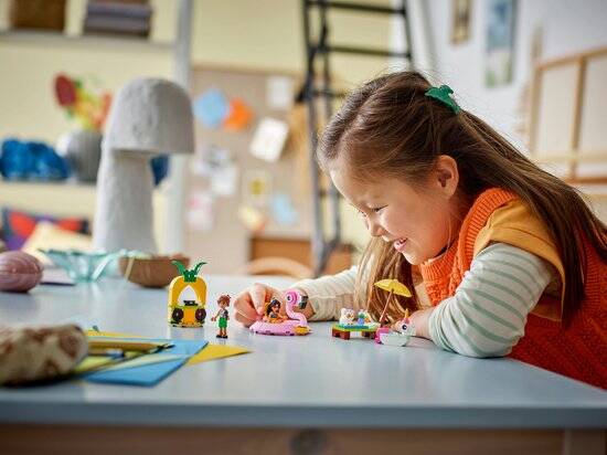 LEGO Friends Zwembadfeestje met Flamingo en Eenhoorn Speelgoed - 42658 - Afbeelding 3