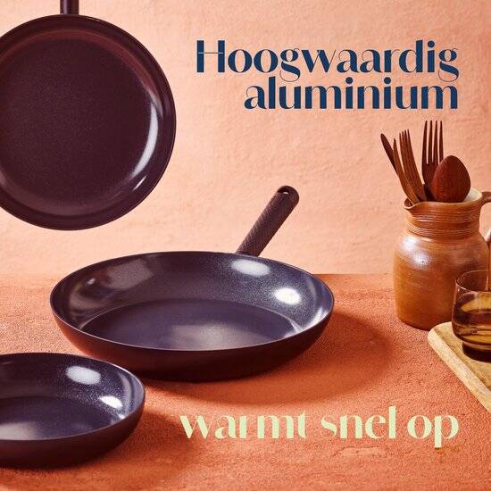 CB Chef koekenpan Ø 20cm - Non stick - 100% Recycled - Pfas-vrij - Keramisch - Inductie geschikt – Zwart - Afbeelding 2